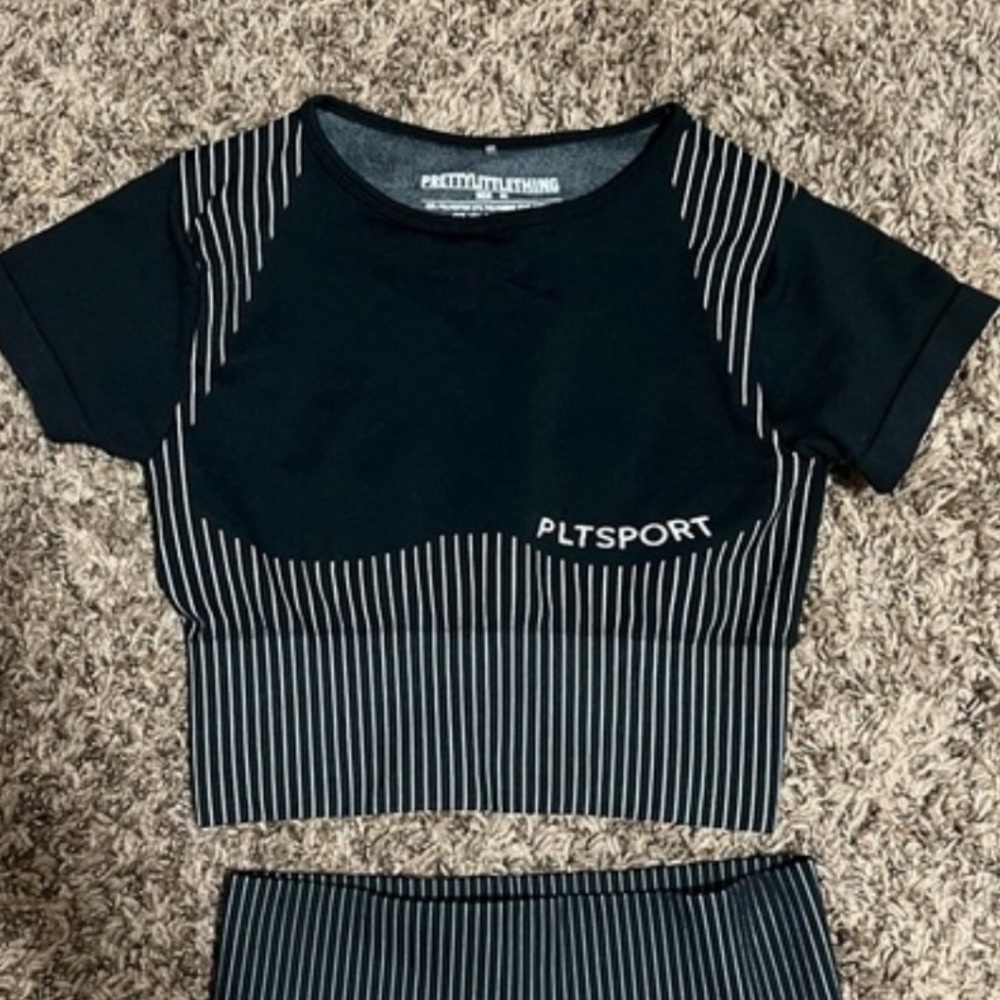 Prettylittlething set